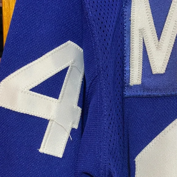 Auston Matthews Toronto Maple Leafs Jersey - Picture 3 of 5